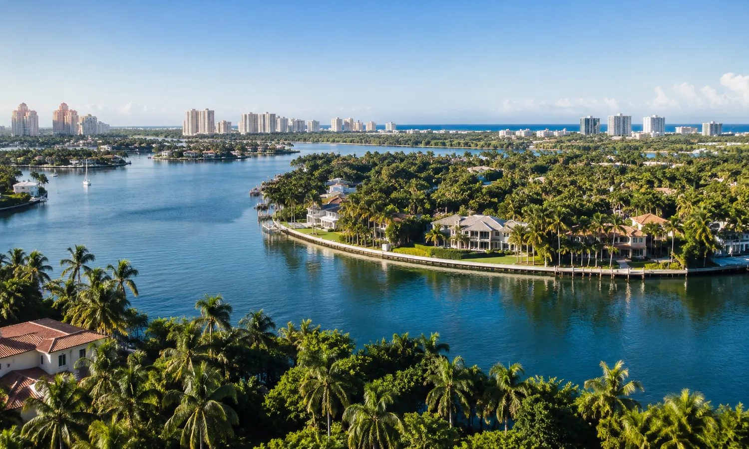 Illustrated coastline representing Palm Beach County, Florida